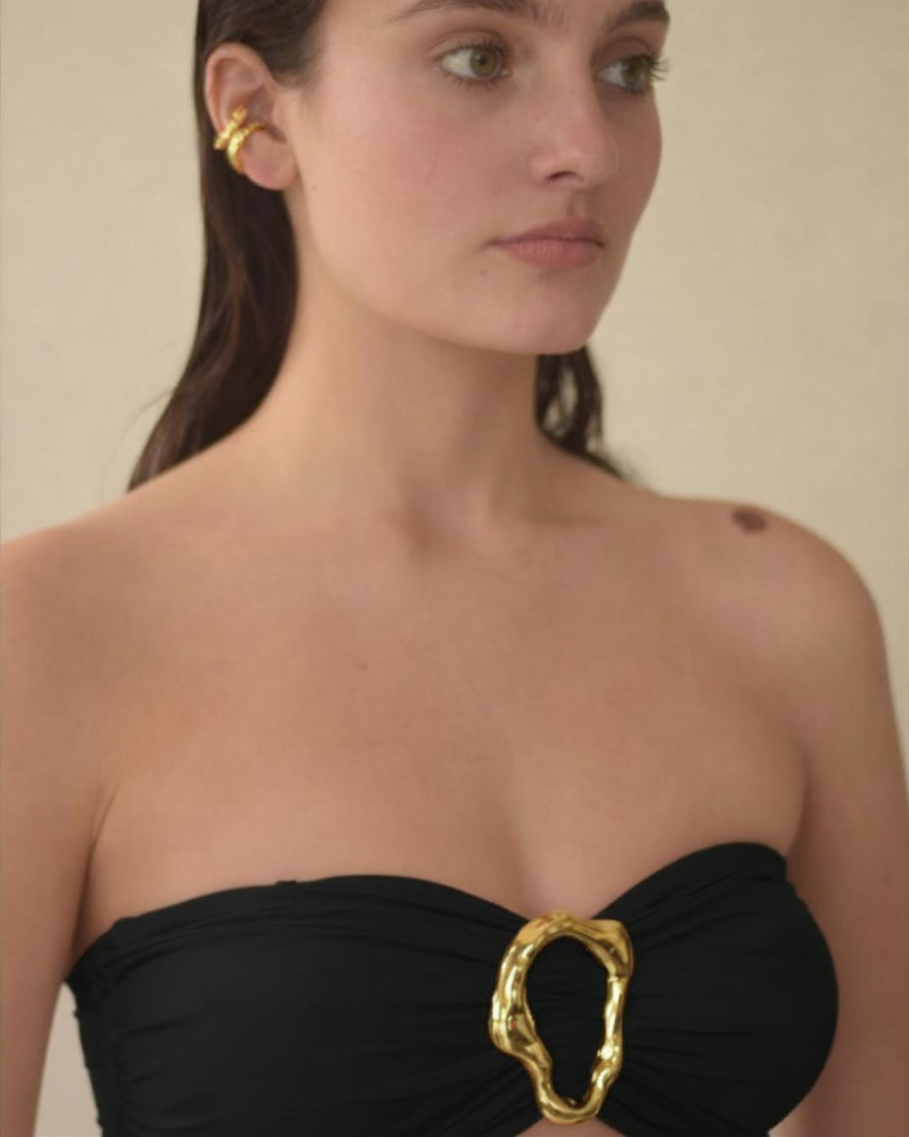 MILA BLACK BODY
